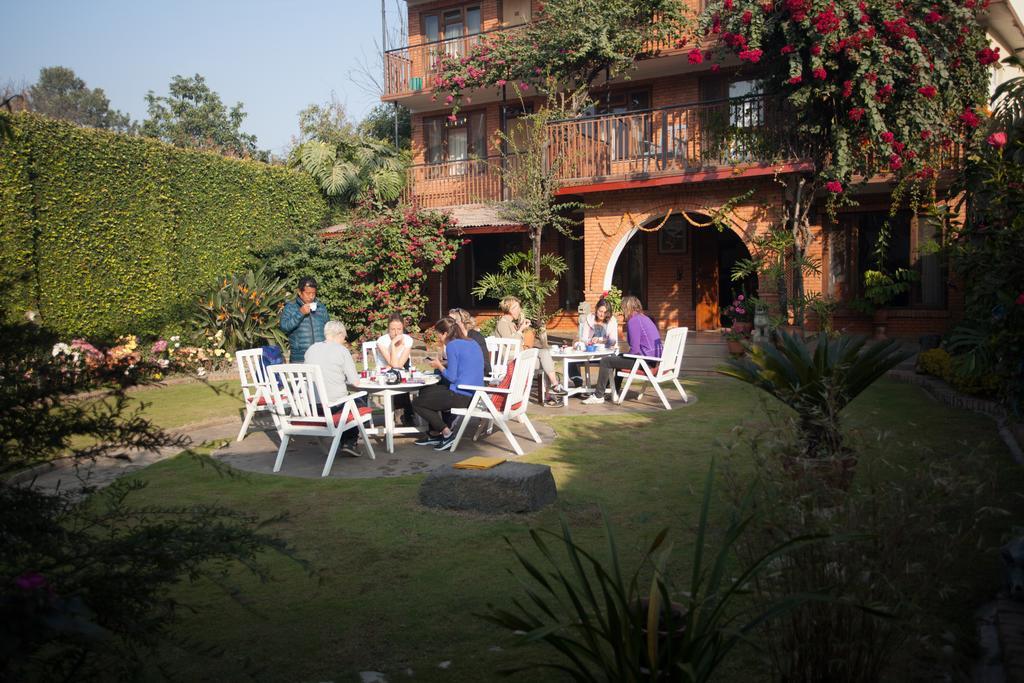 Maya Guest House Thimi Eksteriør bilde
