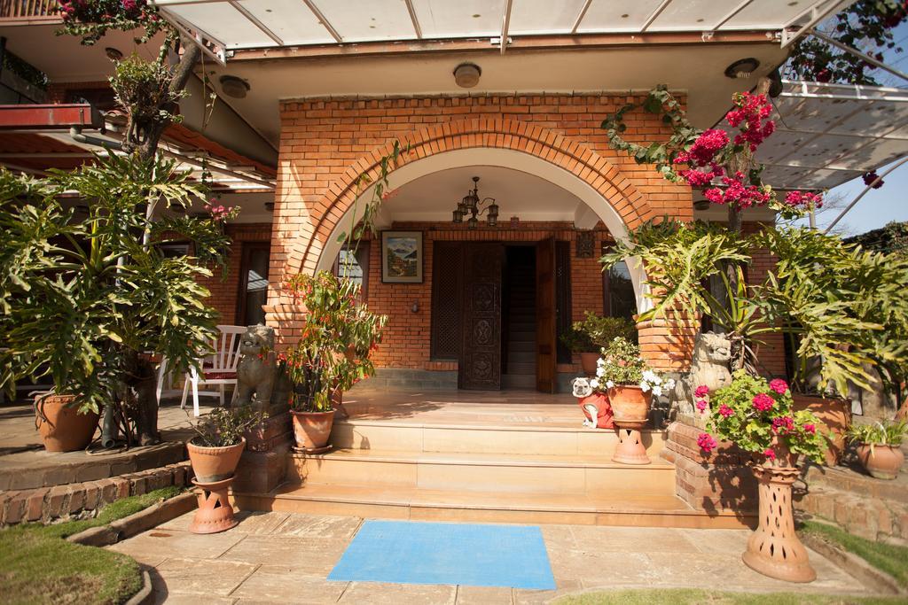 Maya Guest House Thimi Eksteriør bilde