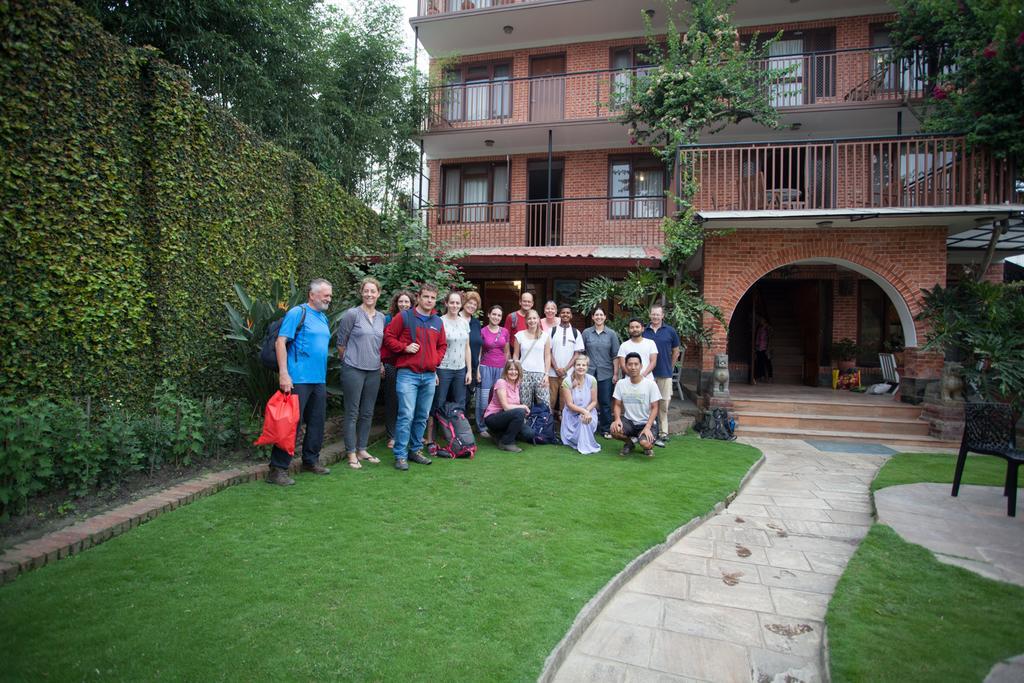 Maya Guest House Thimi Eksteriør bilde